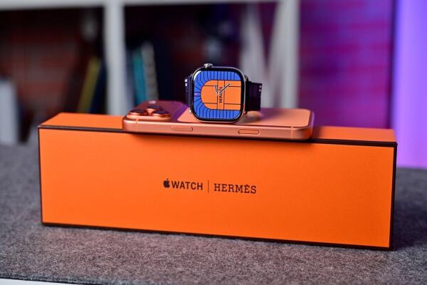 Apple Watch Hermès Series 11 Ra Mắt Thiết Kế "Faubourg Party": Hộp Sang Trọng và Mặt Đồng Hồ Hoạt Hình